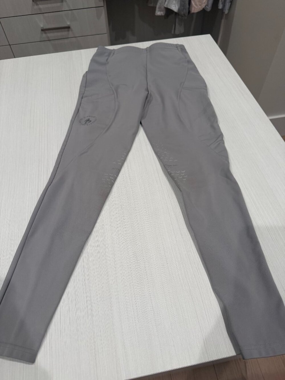 Aztec Diamond Ash Core Riding Leggings Size Small